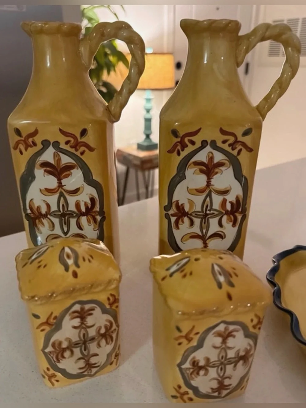 Artimino Tuscan Countryside Sienna Yellow Oil Vinegar Salt Pepper Set